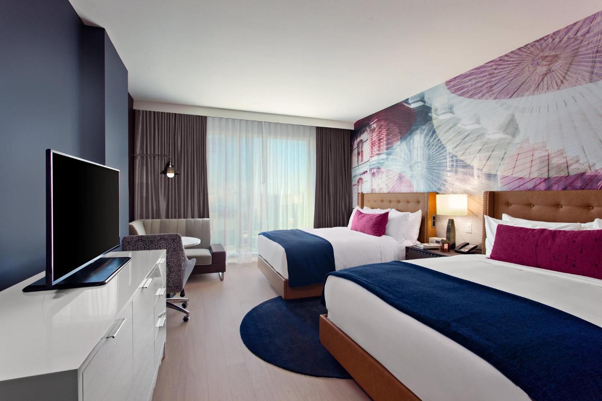 Standard Queen Room with Two Queen Beds - Communications Accessible