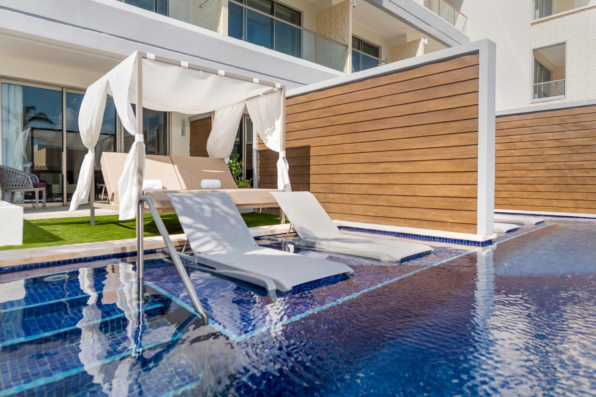 Junior Suite STAR Class mit eigenem Pool