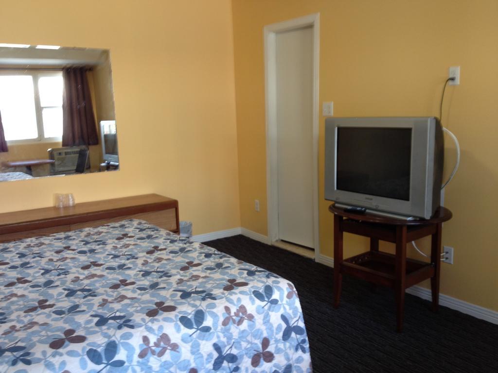 Quarto com Cama Queen-size