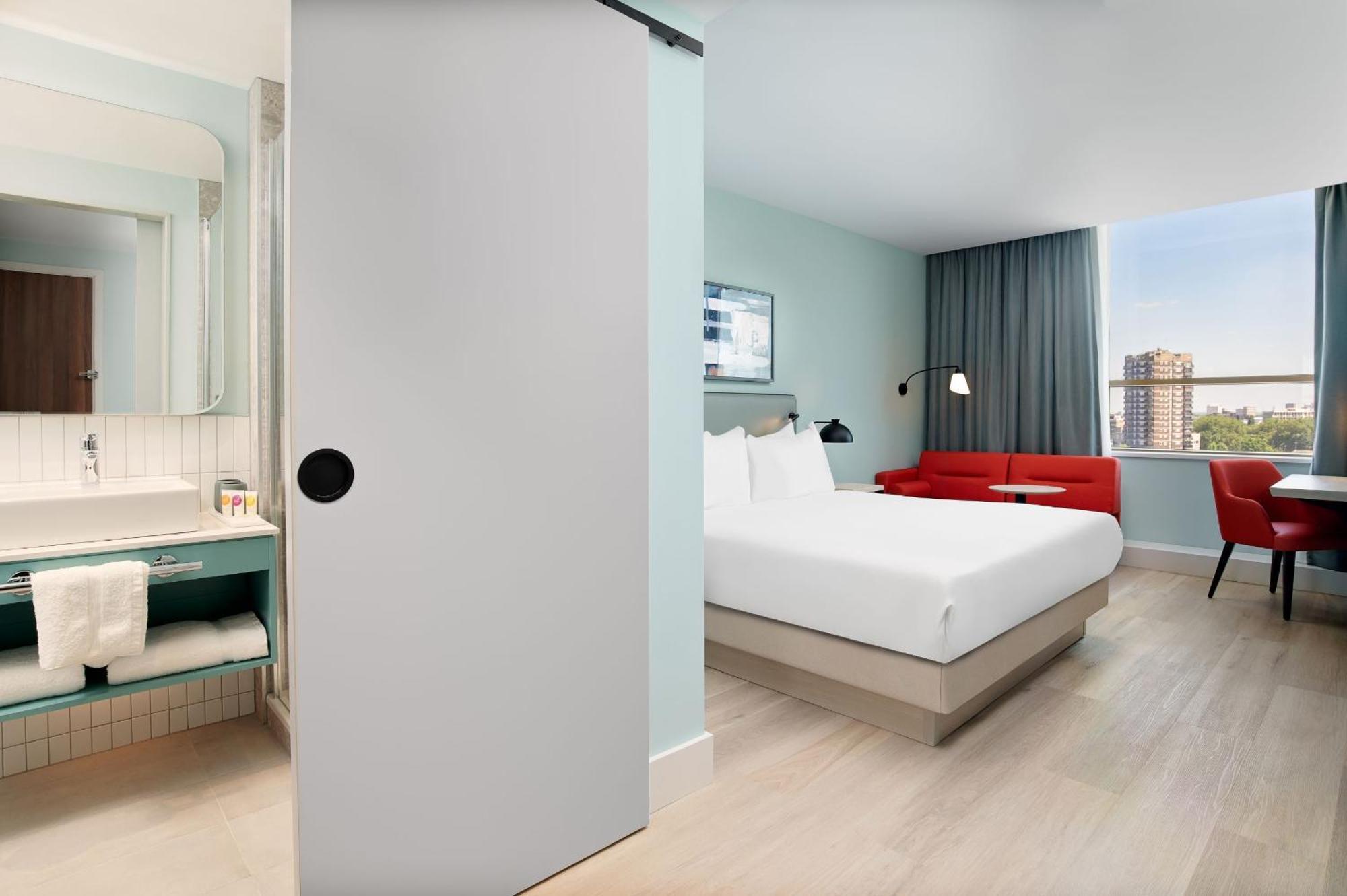 Deluxe Kamer met Kingsize Bed en Uitzicht over de Stad