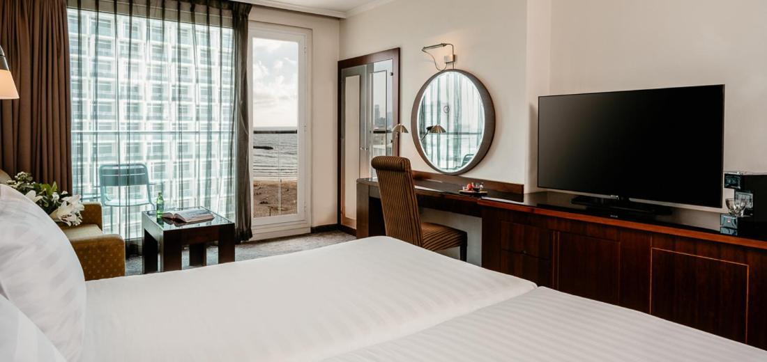Chambre Lit King-Size Deluxe - Vue sur Mer