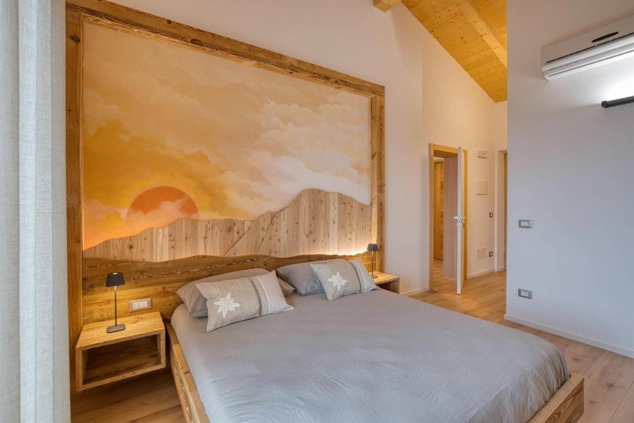 Dreibettzimmer mit Balkon