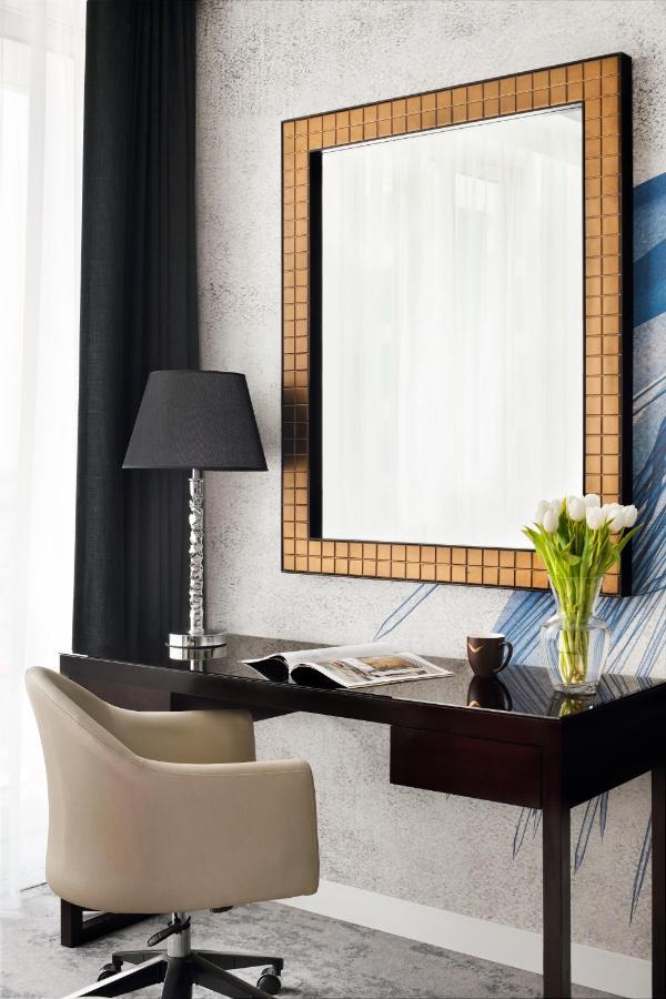 Superior King Room - Includes daily access to Riva Beach Club with free shuttle service