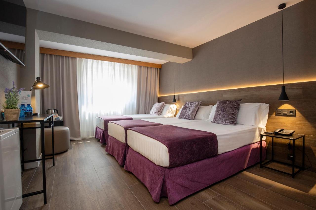 Triple Room,1300422880:JPEG