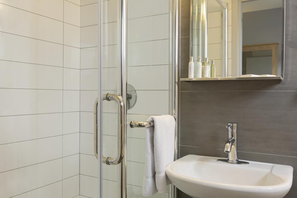 Chambre Triple avec 3 Lits Simples - Non-Fumeurs