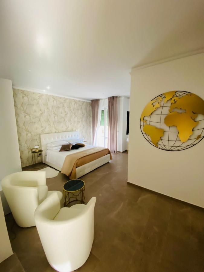 Deluxe Room,1303181563:JPEG