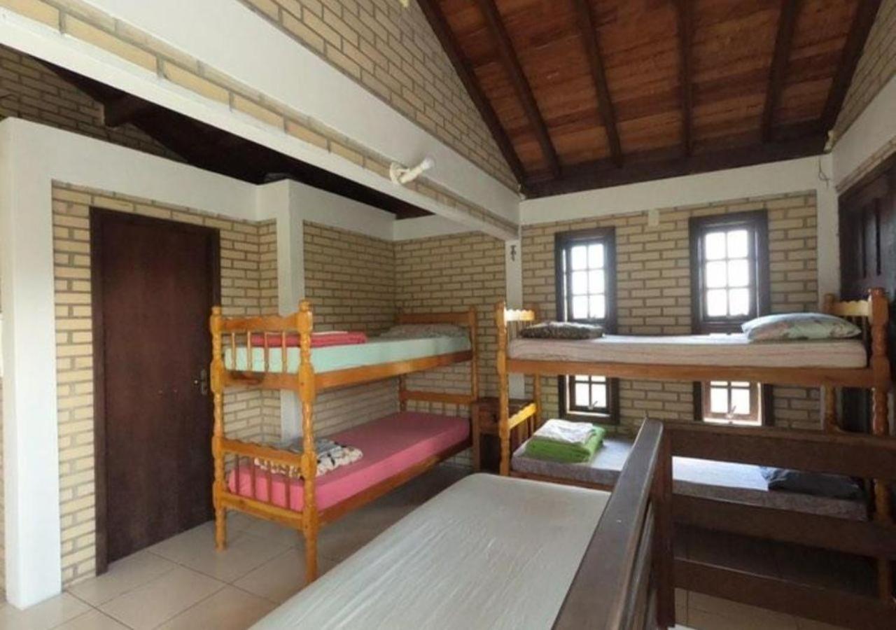 Cama em Beliche em Dormitório Feminino