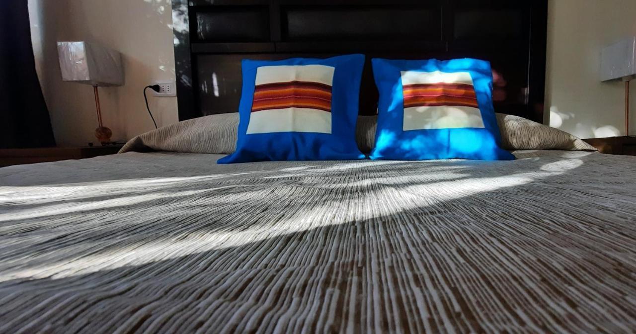 Quarto com Cama Queen-size