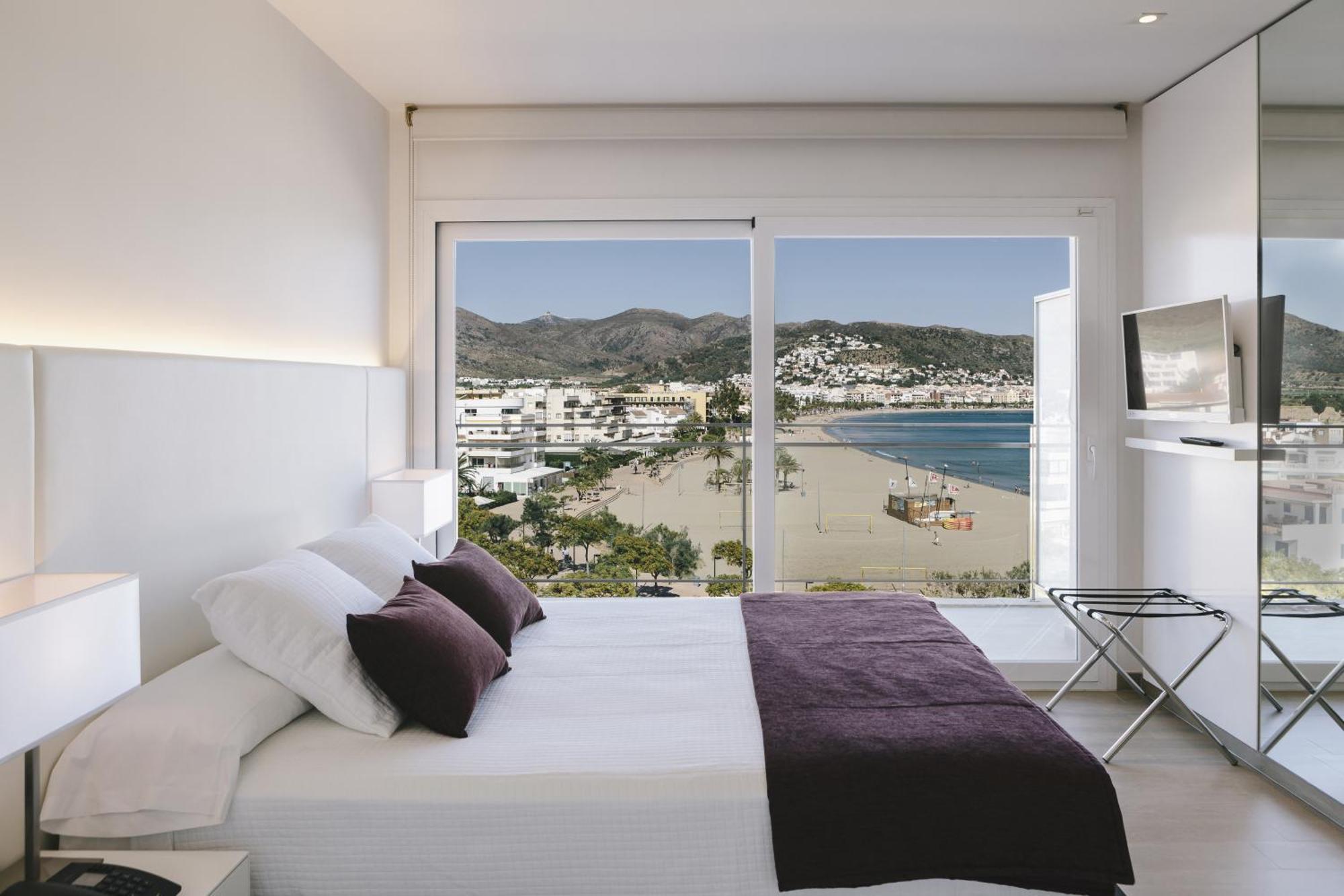 Premium Room with Partial Sea View,1245445573:JPEG