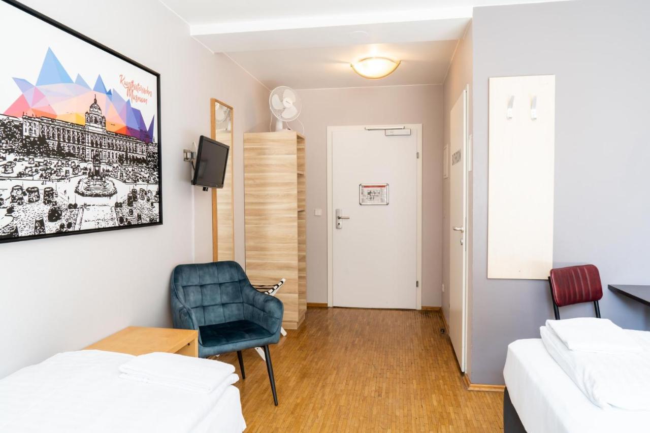 Posto Letto in Dormitorio Misto