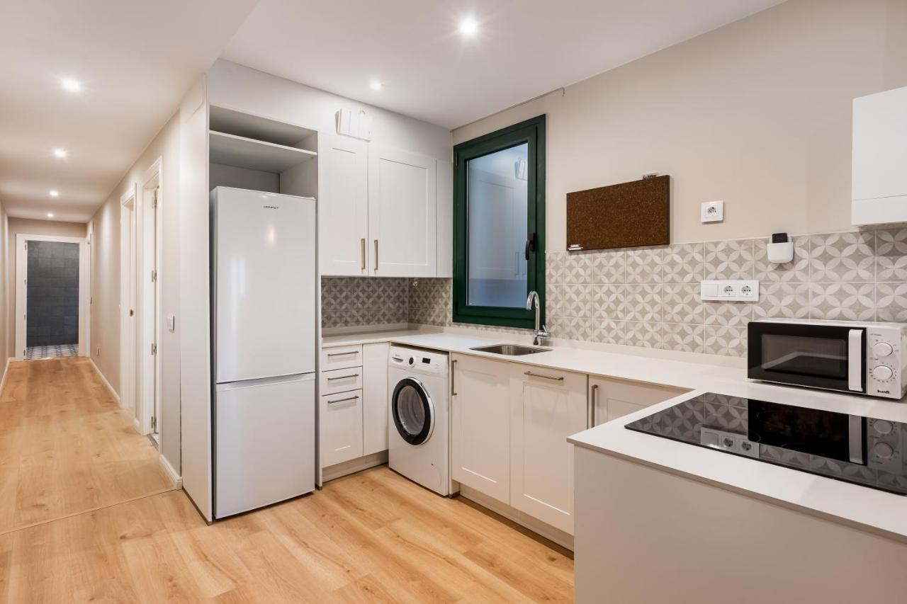 Apartamento de 2 dormitorios con balcón