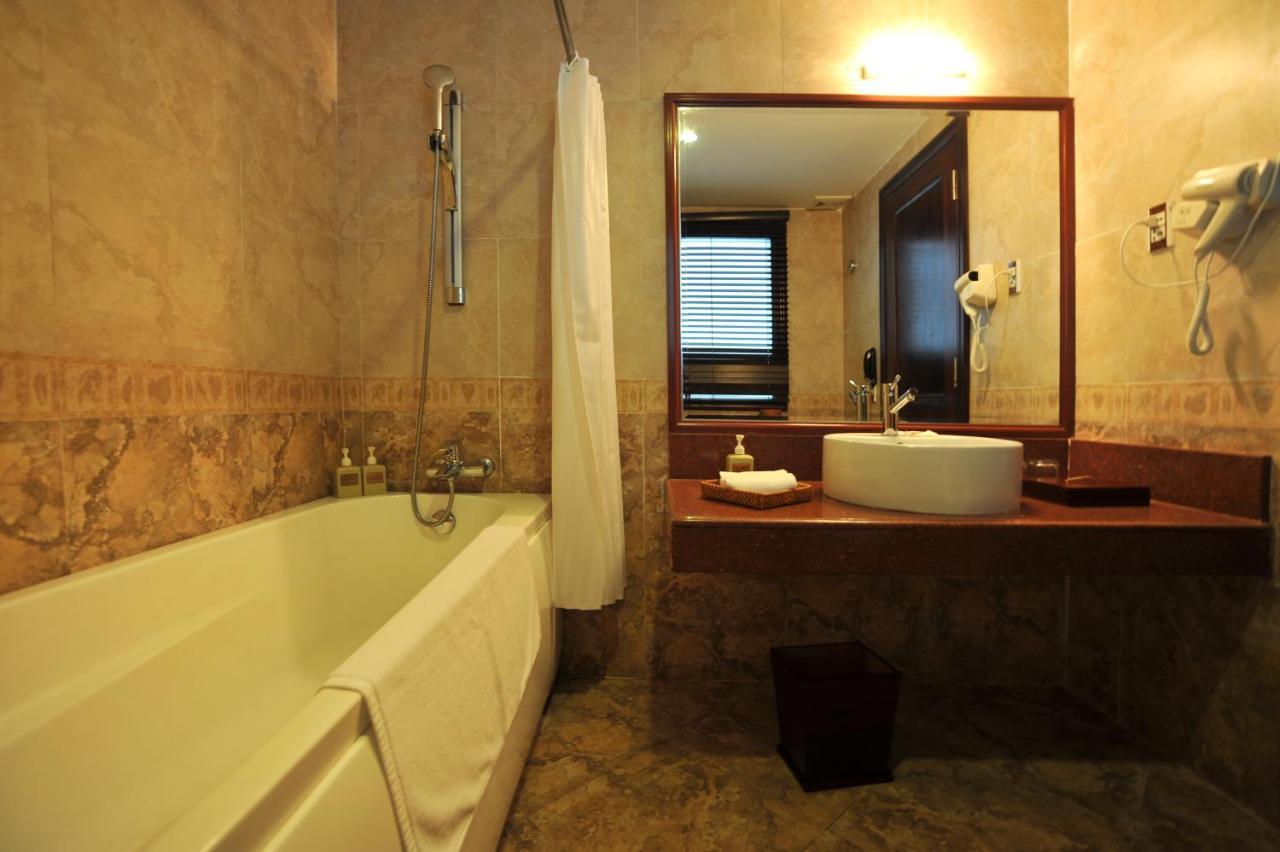 Deluxe Double or Twin Room Garden View