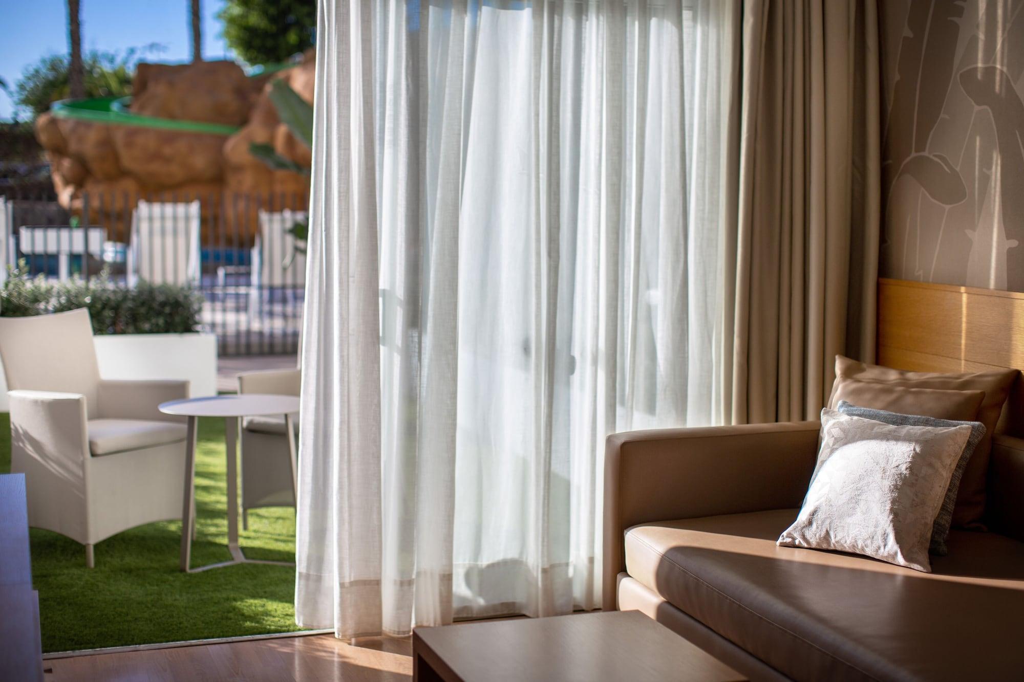 Junior Suite met Uitzicht op de Tuin