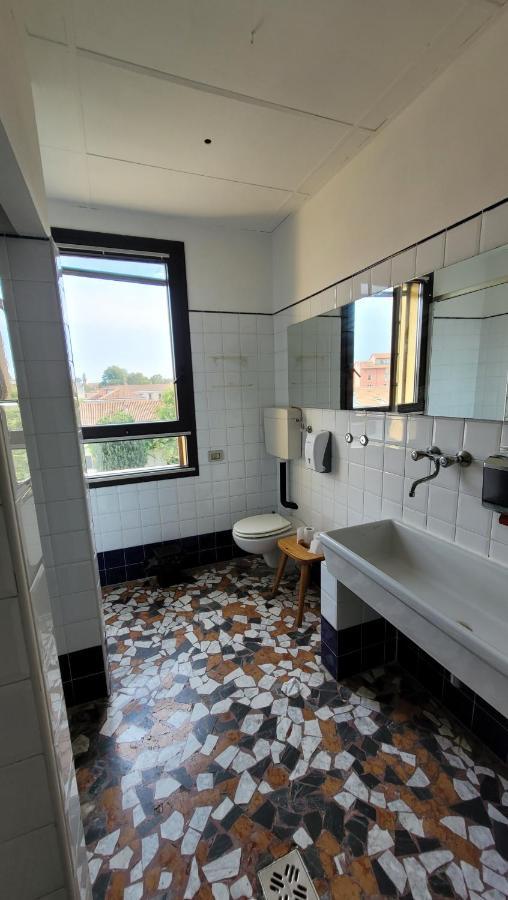Camera Quadrupla con Bagno Interno