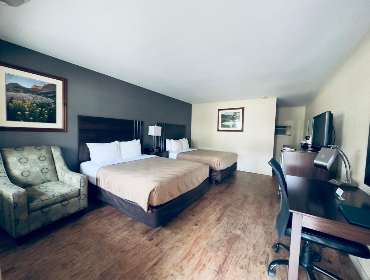 Chambre Standard avec 2 Lits Queen-Size