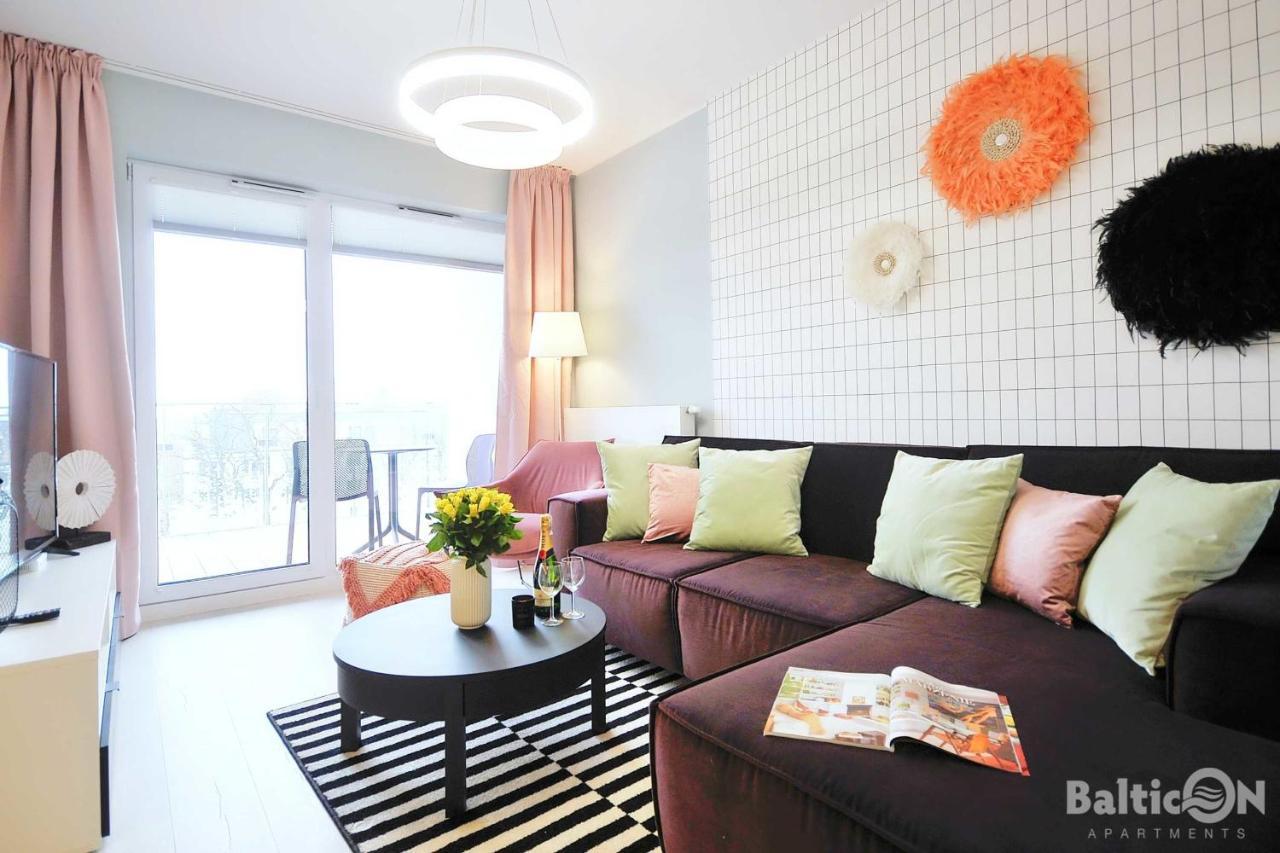 Apartment mit Poolblick
