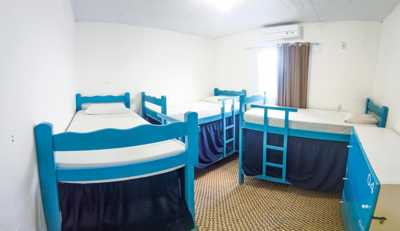 Cama em Beliche em Dormitório Masculino