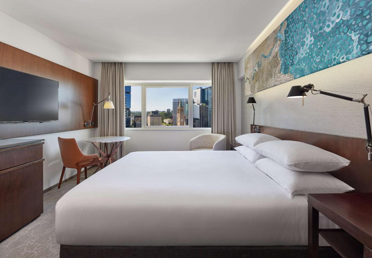 1 Queen Bed City View,1319976973:JPEG