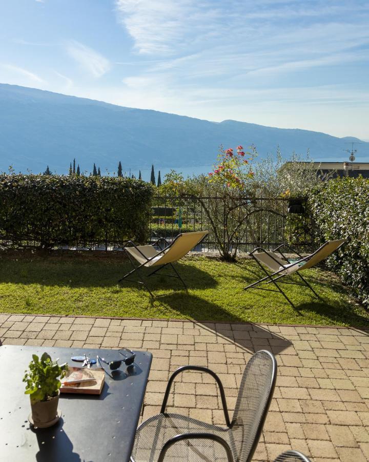 Standard One-Bedroom Apartment Lake View,1598900427:JPEG