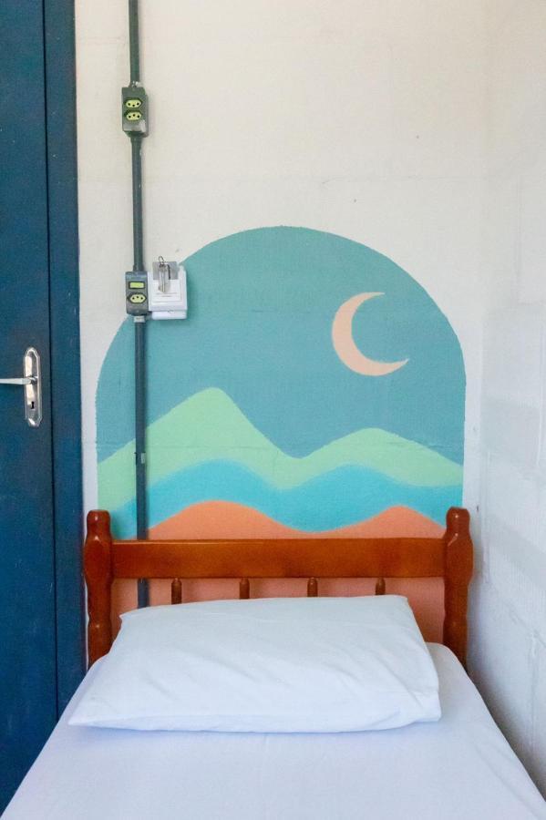 Quarto Standard com Cama de Casal ou 2 de Solteiro