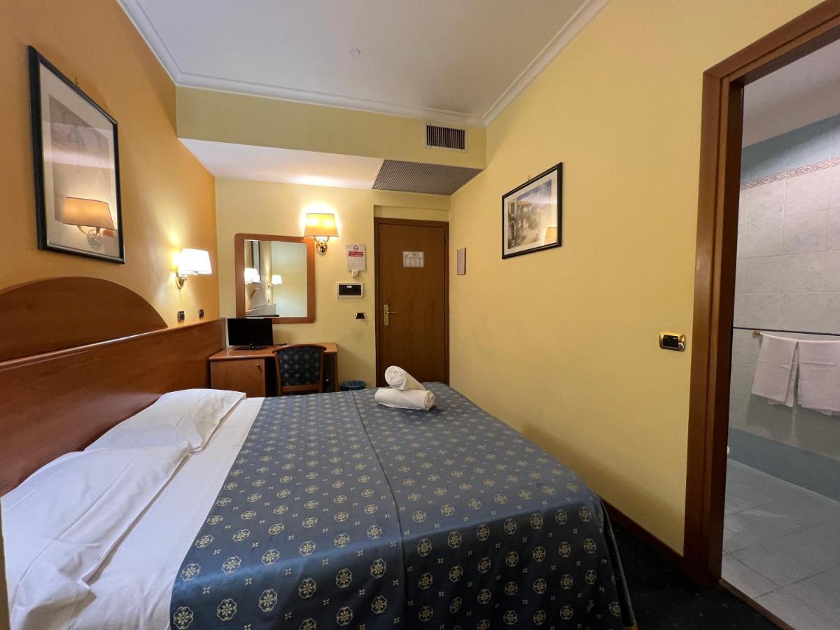 Chambre Double ou Lits Jumeaux