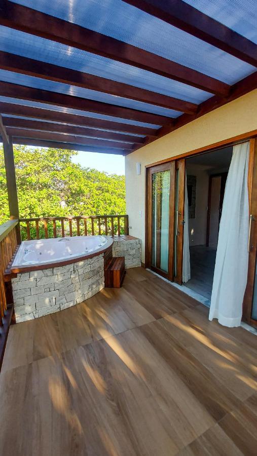Quarto Duplo com Banheira de Hidromassagem