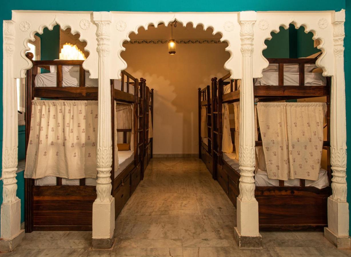 Bed in 8-Bed Mixed Dormitory Room