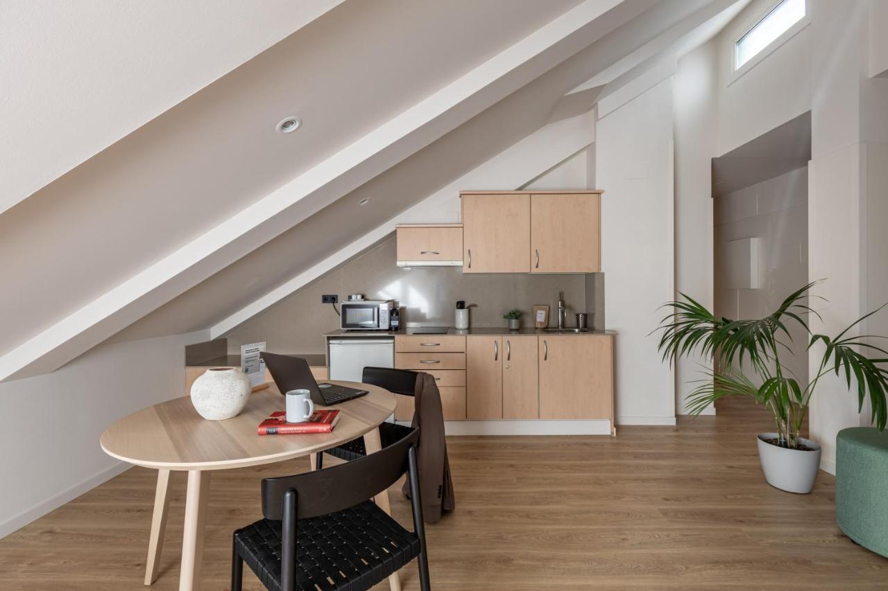 Apartamento com 1 Quarto