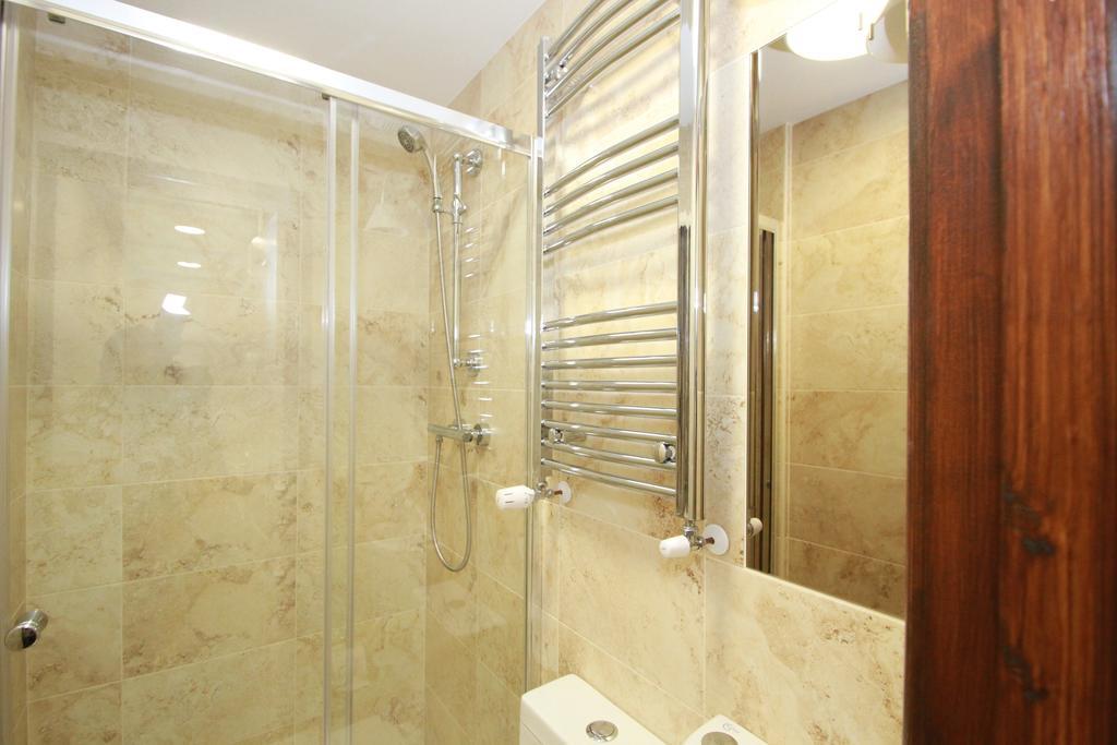 Double Room,272575801:JPEG