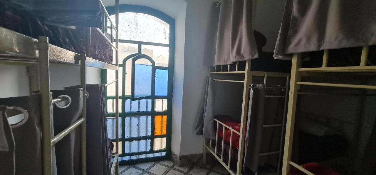 Lit dans Dortoir Mixte de 6 Lits