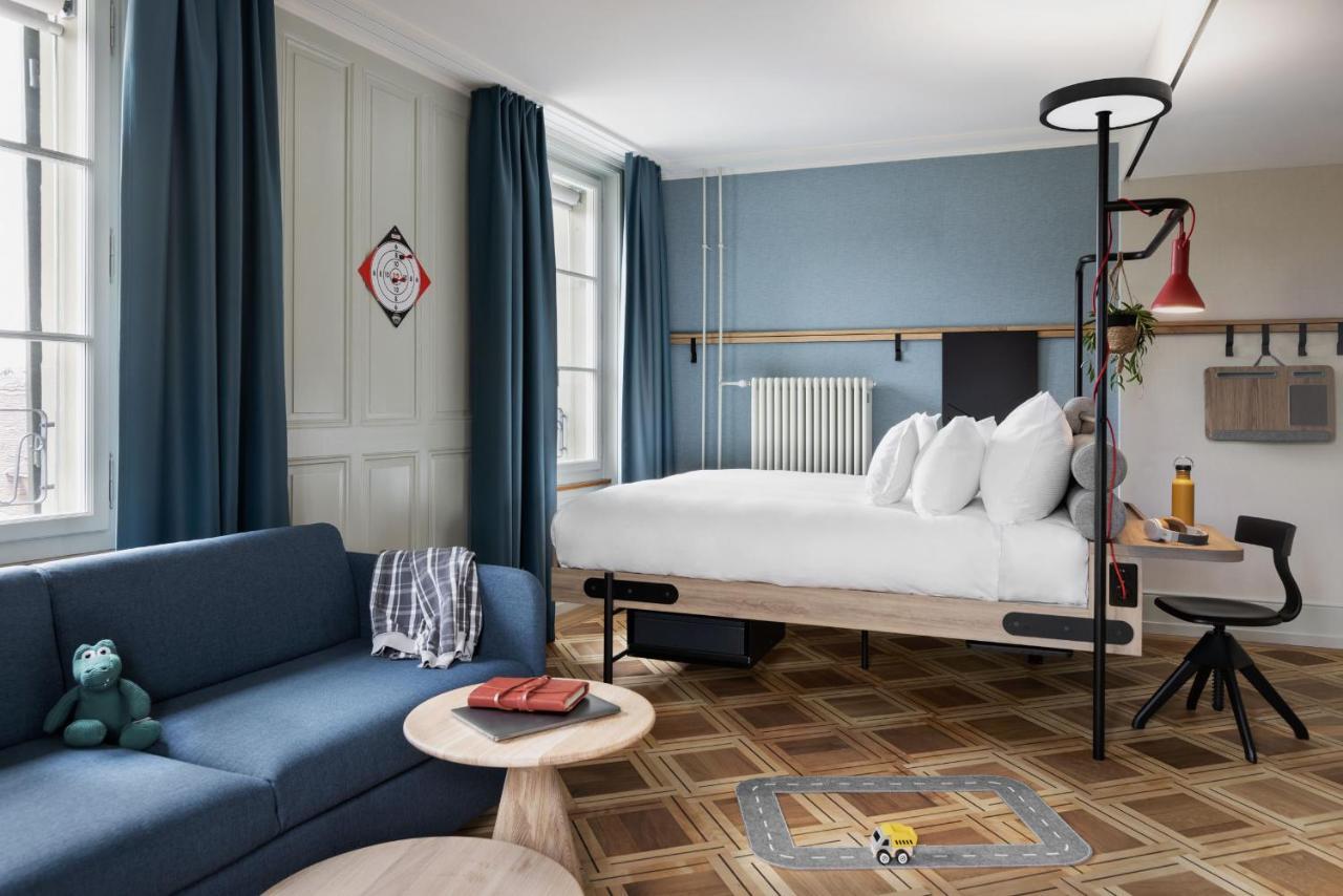 Superior Family Room,1341802244:JPEG