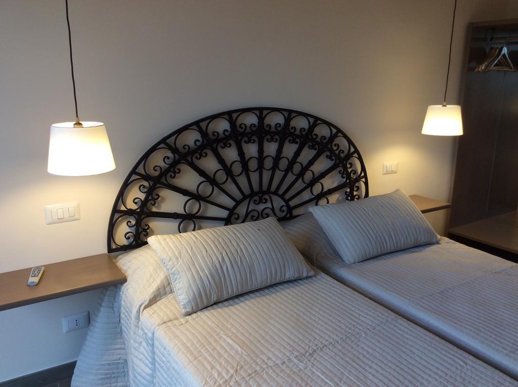 Superior Double or Twin Room with Mountain View,134368104:JPEG