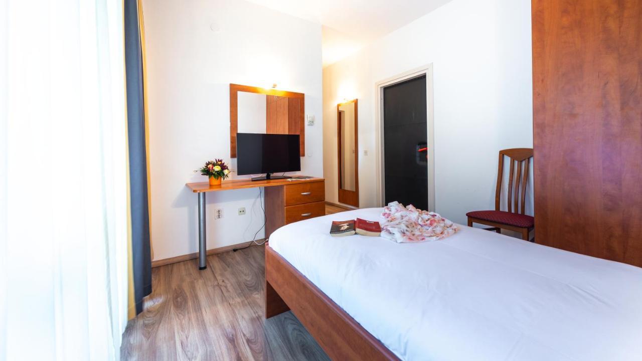 Standard Single Room with Balcony,1323067915:JPEG