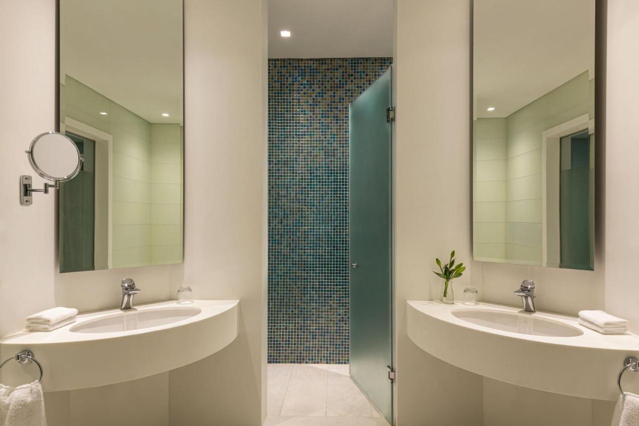 StRegis Suite,1417022751:JPEG