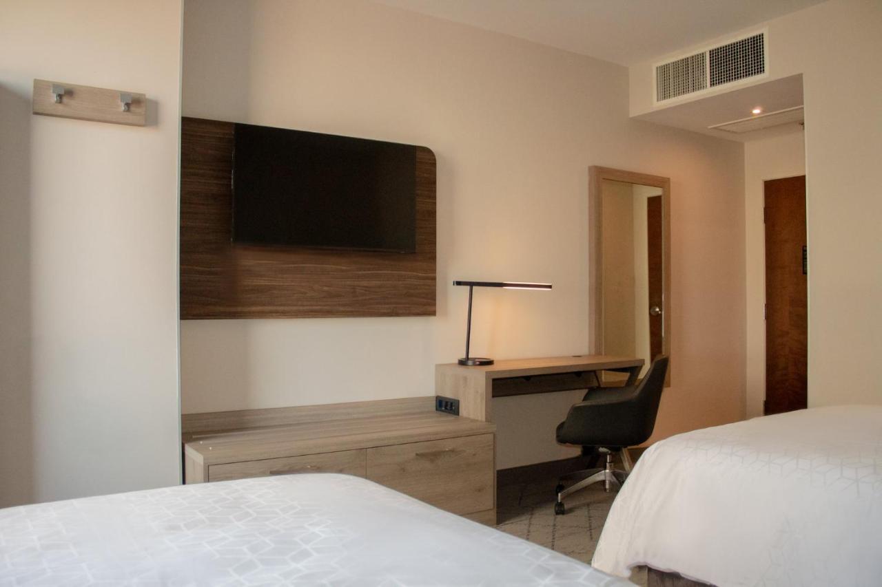 Standard Double Room with Two Double Beds - Disability Access