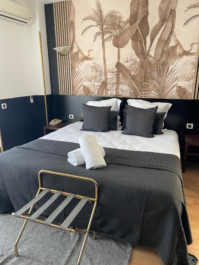 Chambre Supérieure avec Balcon et Vue sur la Ville (ascenseur)