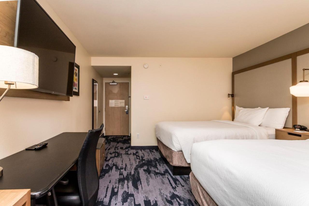 Chambre avec 2 Grands Lits Queen-Size