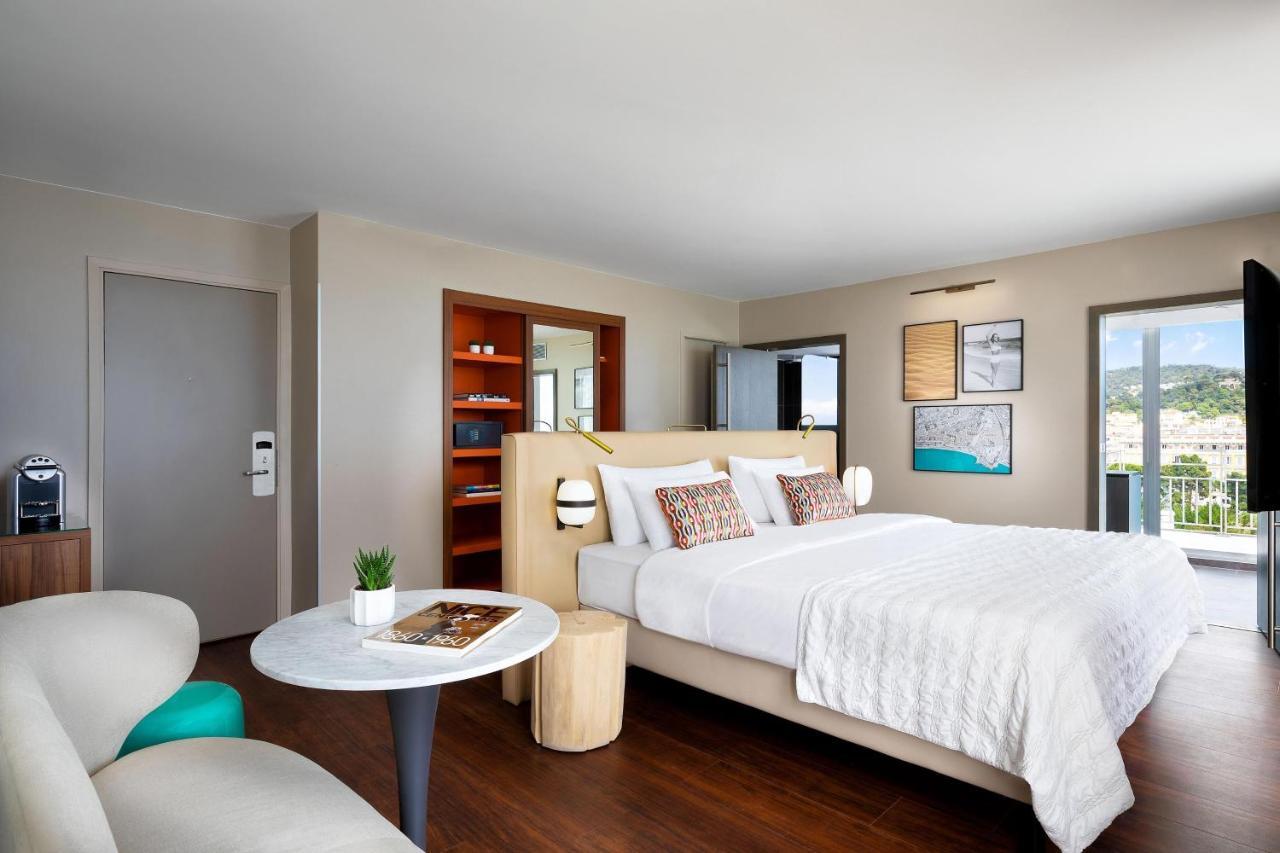 Suite Junior con vistas al jardín