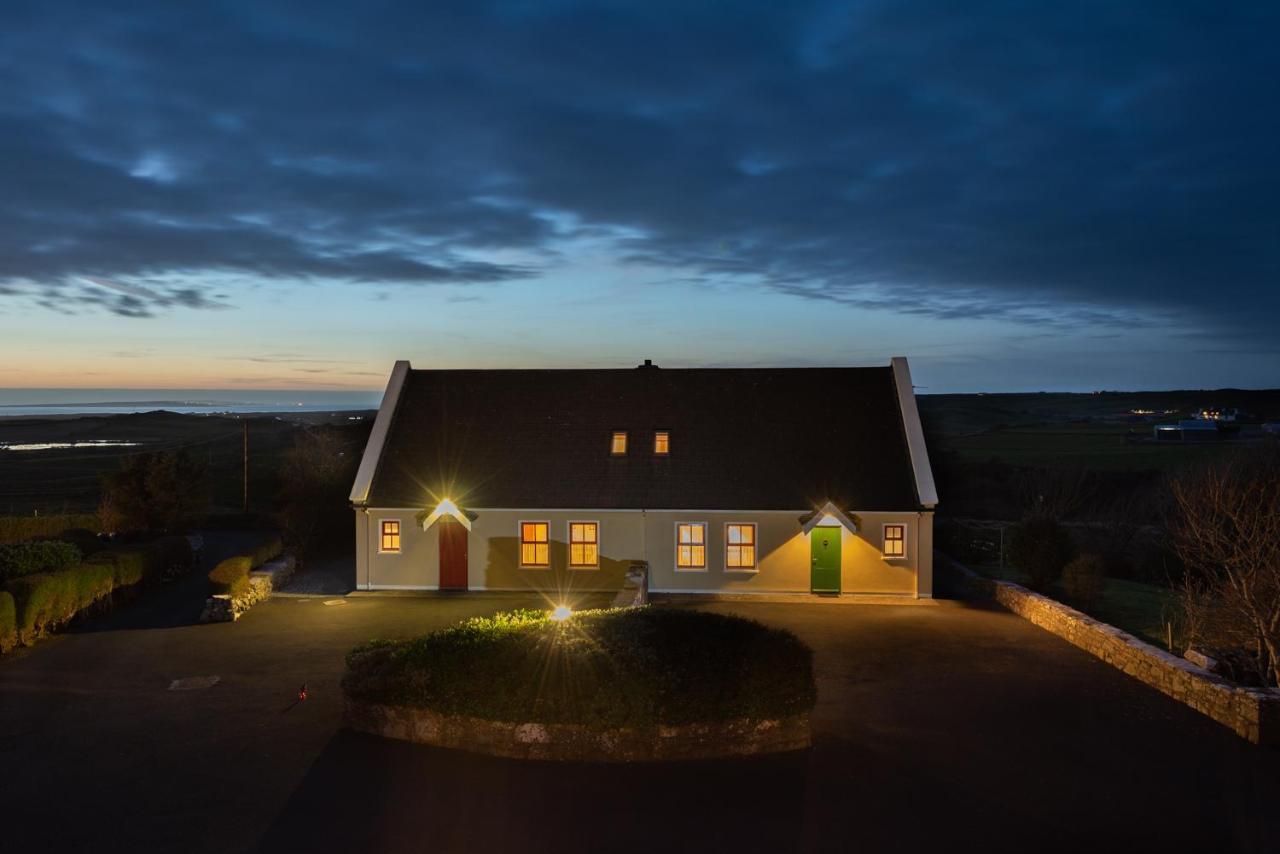 Three-Bedroom House with Private Hot Tub