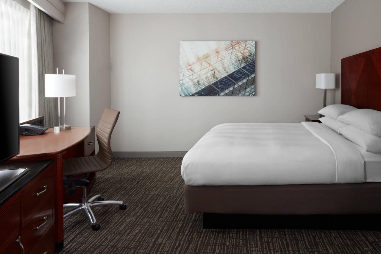 Concierge lounge access Guest room 1 King,701789227:JPEG