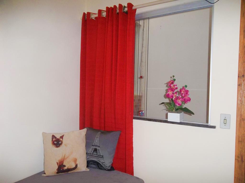 Quarto Econômico com Cama de Casal ou 2 de Solteiro