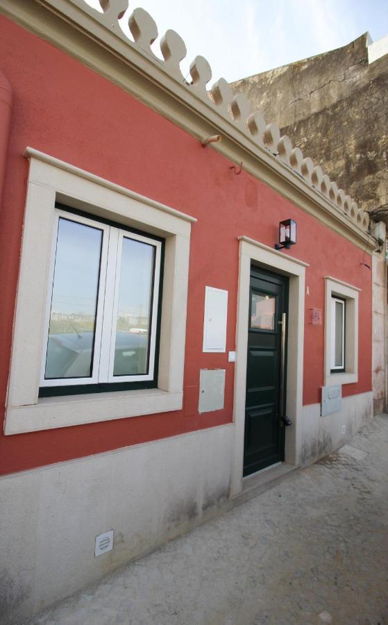 Three-Bedroom House,1361398607:JPEG