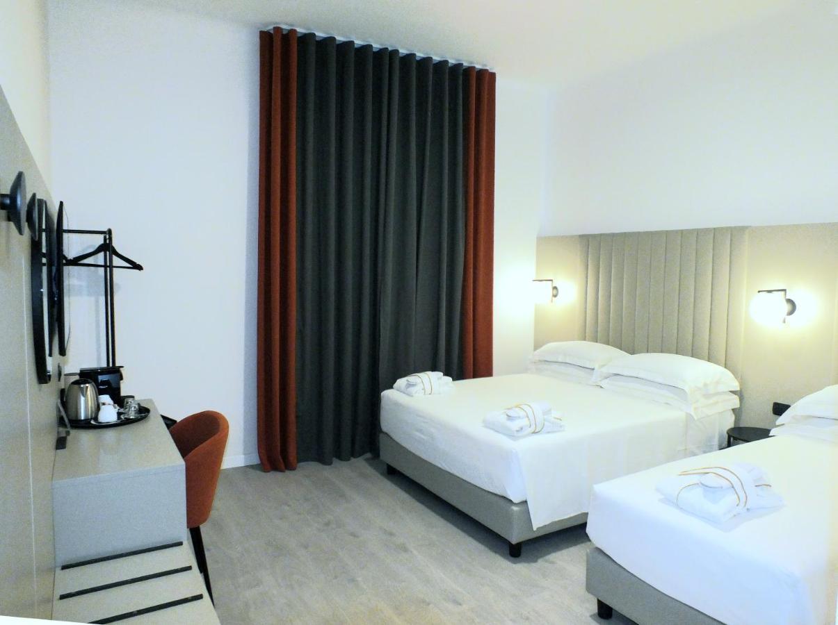 Quarto Triplo Superior