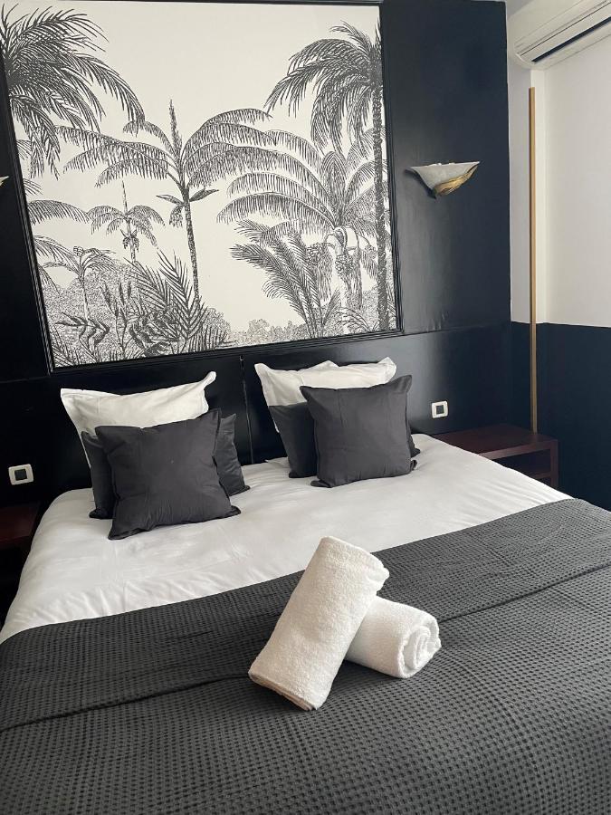Chambre Confort avec Balcon - Vue sur Ville (ascenseur)