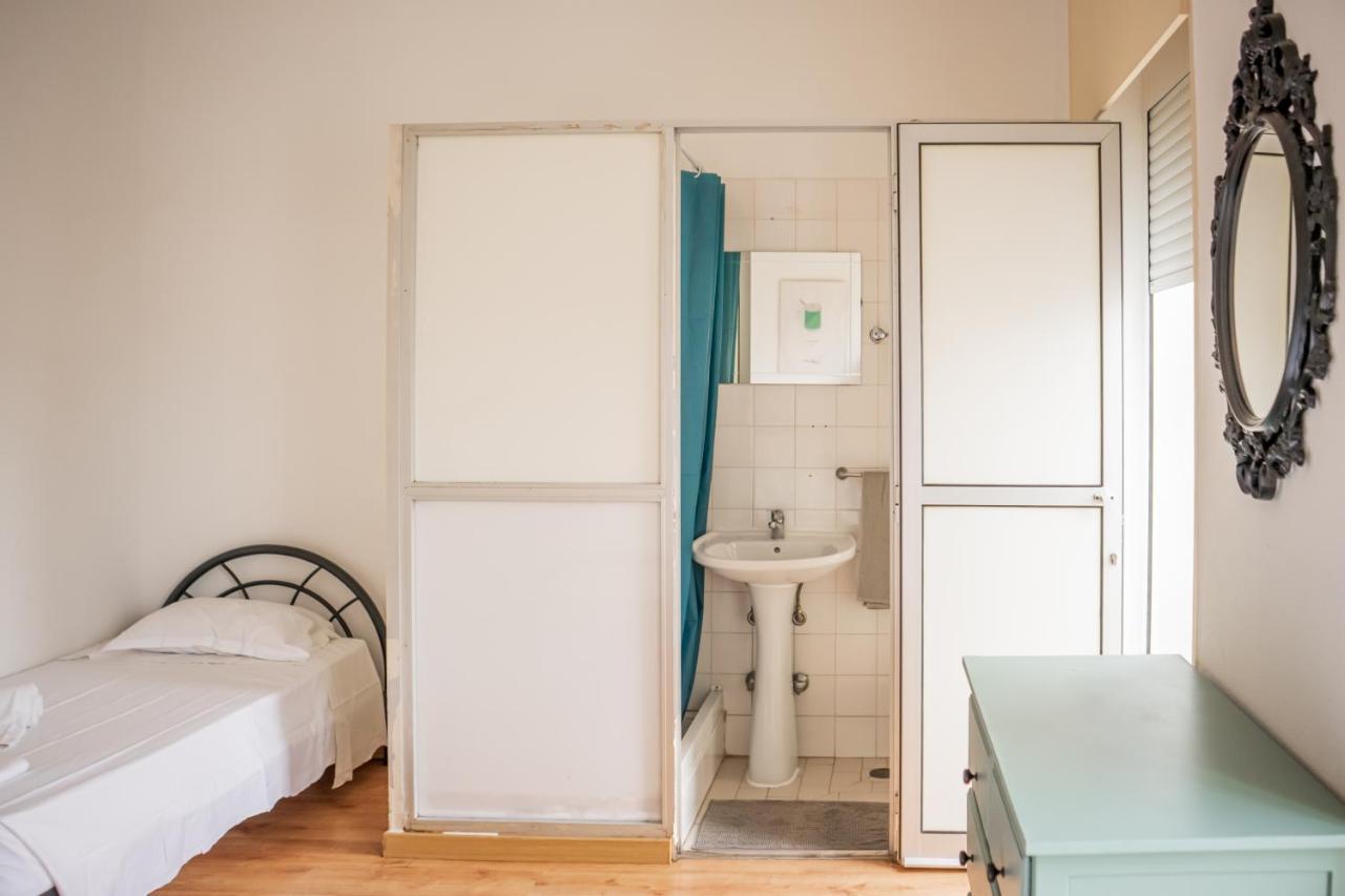 Driepersoonskamer met Eigen Badkamer