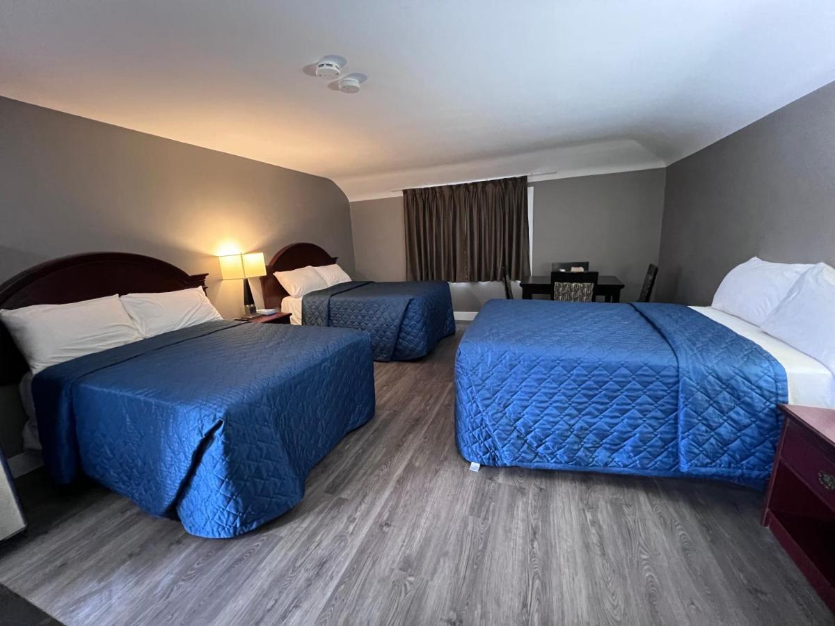 Quarto Triplo Standard