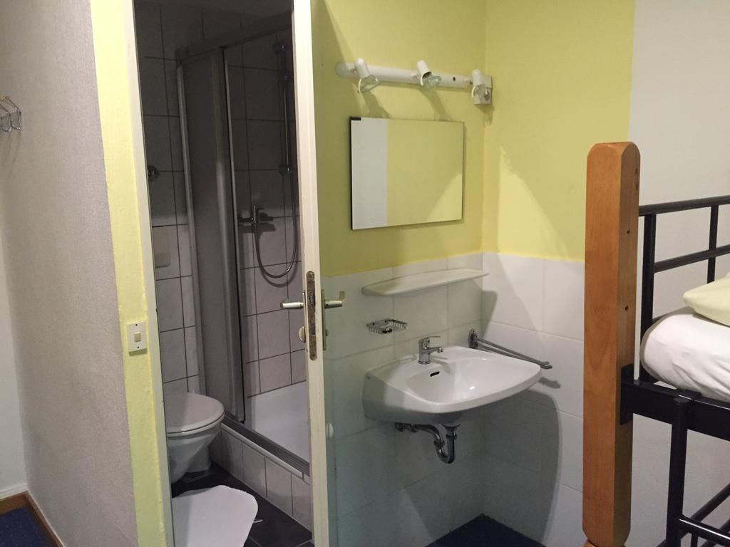 Quadruple Room,136883196:JPEG