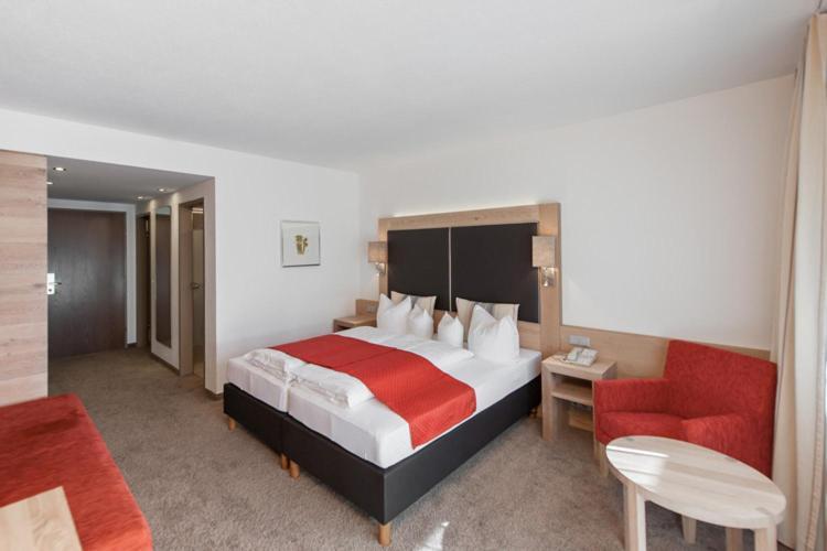 Doppelzimmer mit Balkon A