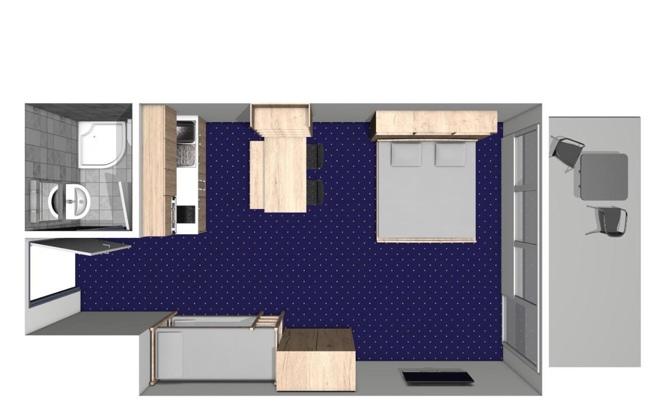 Family Studio,1371499685:JPEG