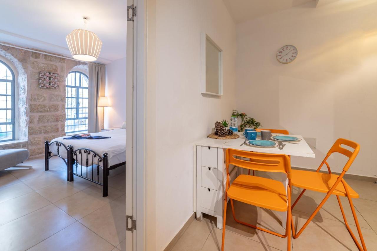 Apartment mit zwei Schlafzimmern und kleinem Balkon